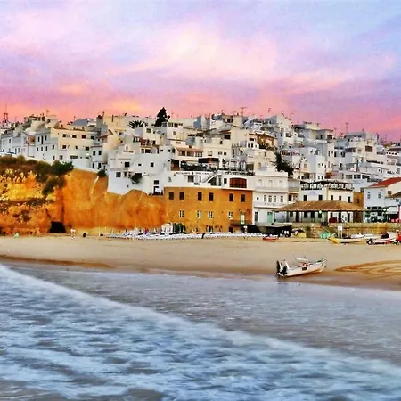 Com Piscina Em Albufeira, Da Oura